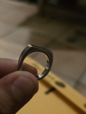 Petite Rectangle Signet Size 9